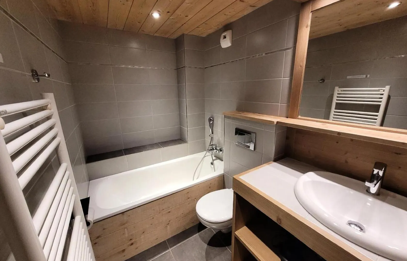 Residence Epilobe - T3+Cabine Au Coeur Du Village Et Proche Des Pistes Mae-0971 لي جيه فرنسا